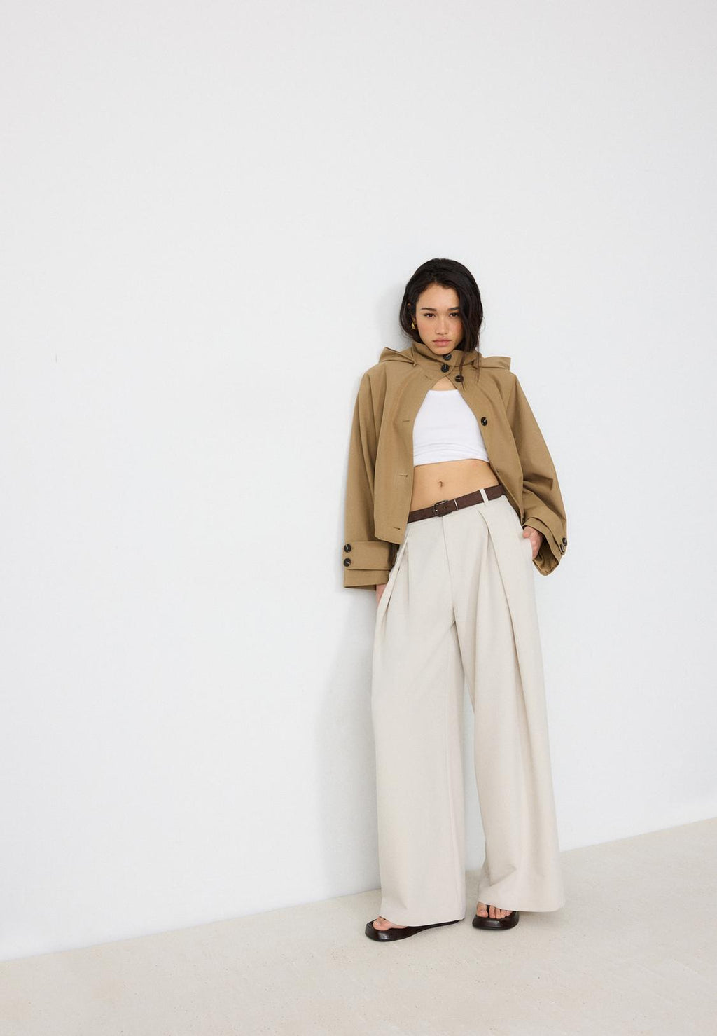 Maxi-dart trousers with belt