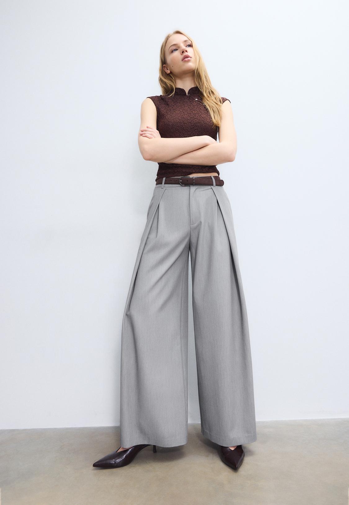 Maxi-dart trousers with belt