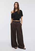 Maxi-dart trousers with belt
