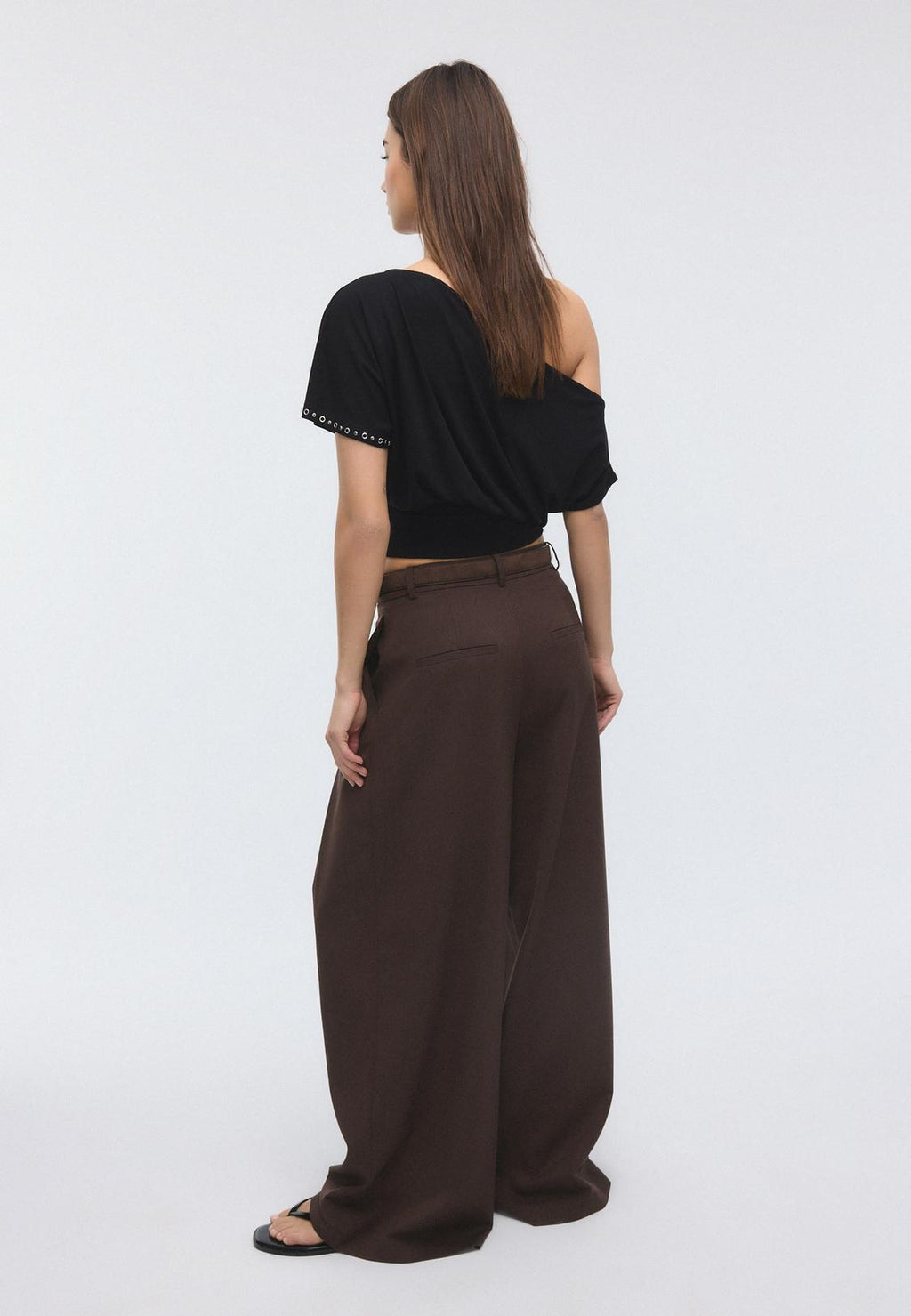 Maxi-dart trousers with belt