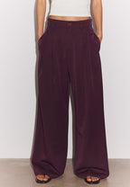 Wide-leg tailored trousers with darts