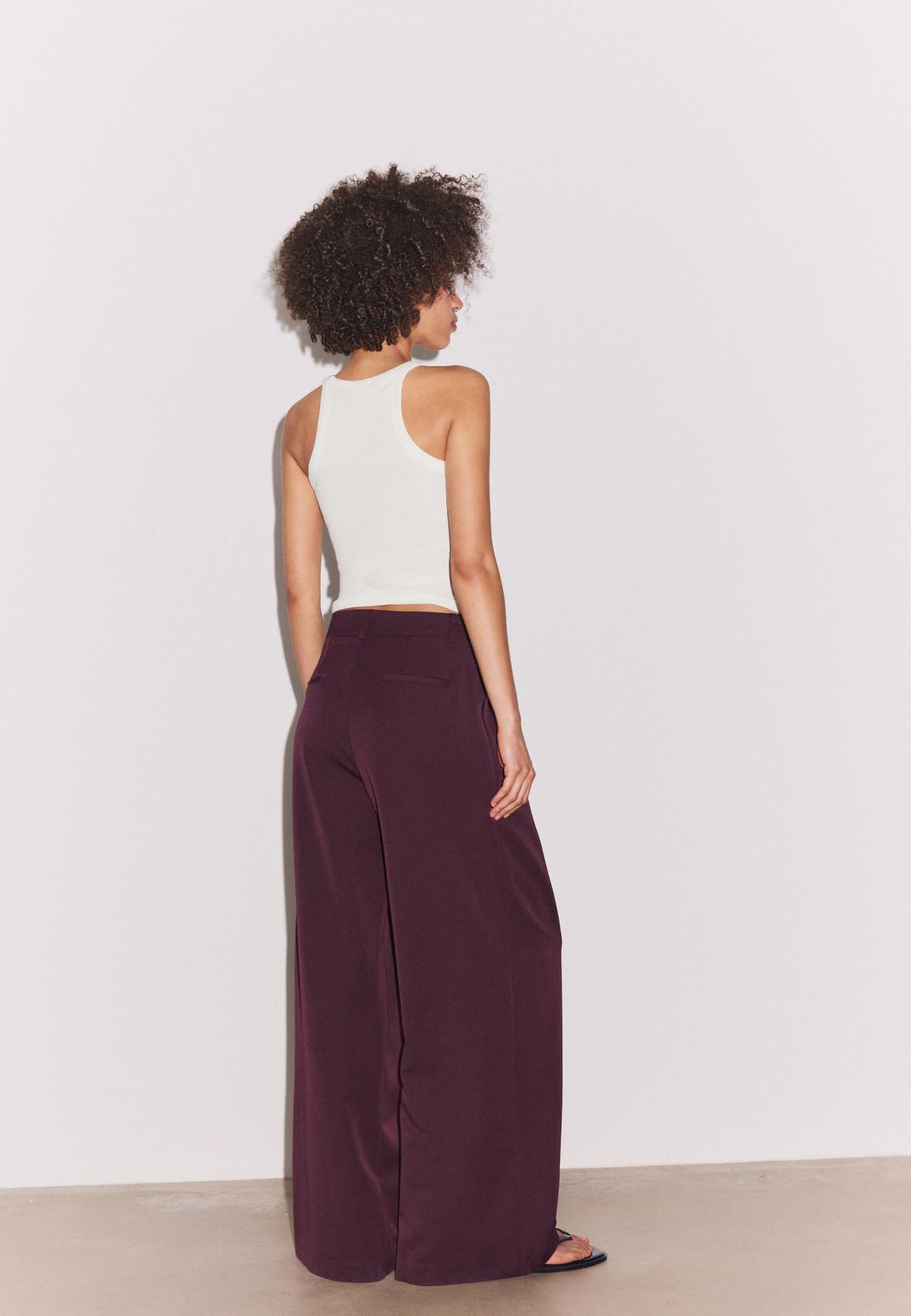 Wide-leg tailored trousers with darts