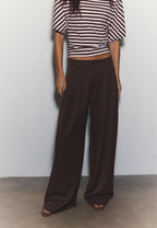 Wide-leg tailored trousers with darts