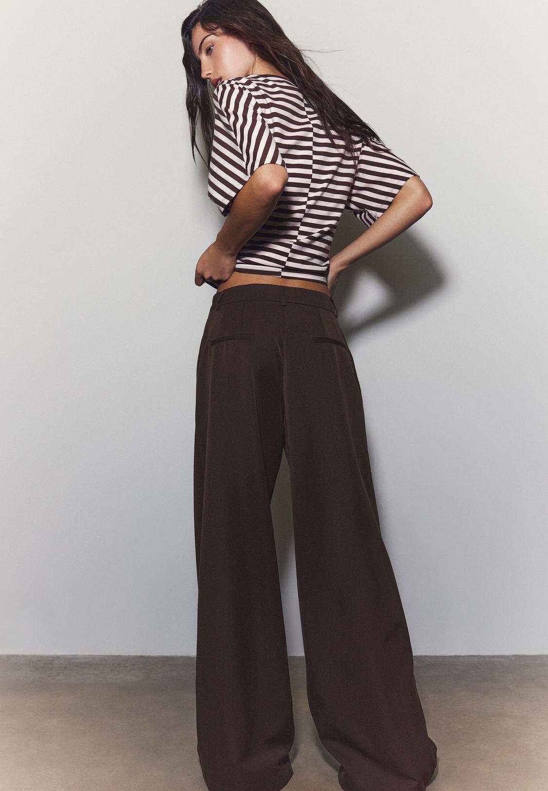 Wide-leg tailored trousers with darts