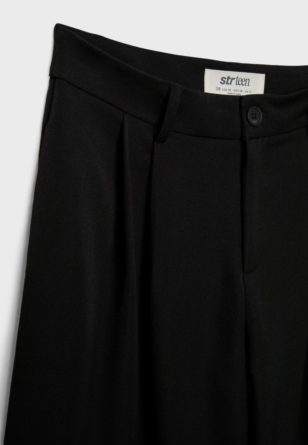 Wide-leg tailored trousers with darts