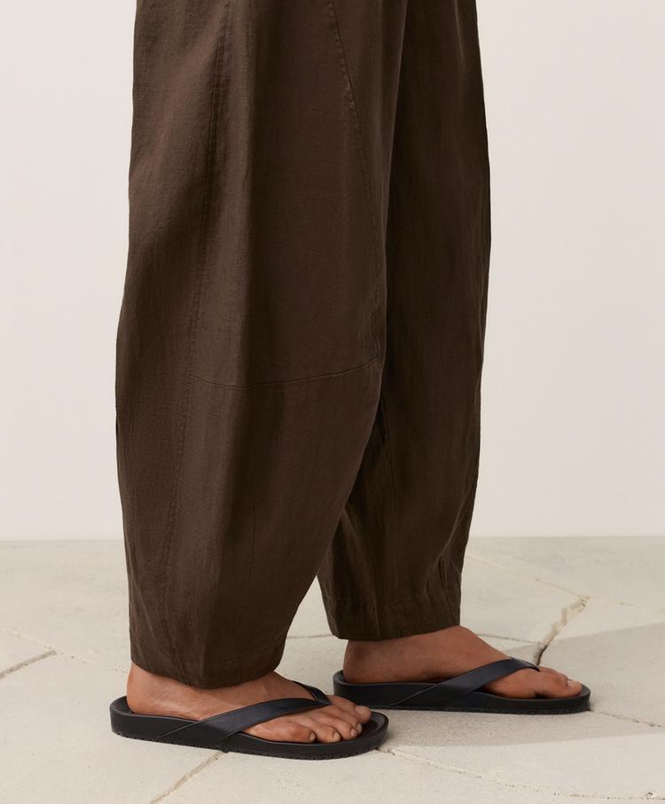 Balloon Linen Pants