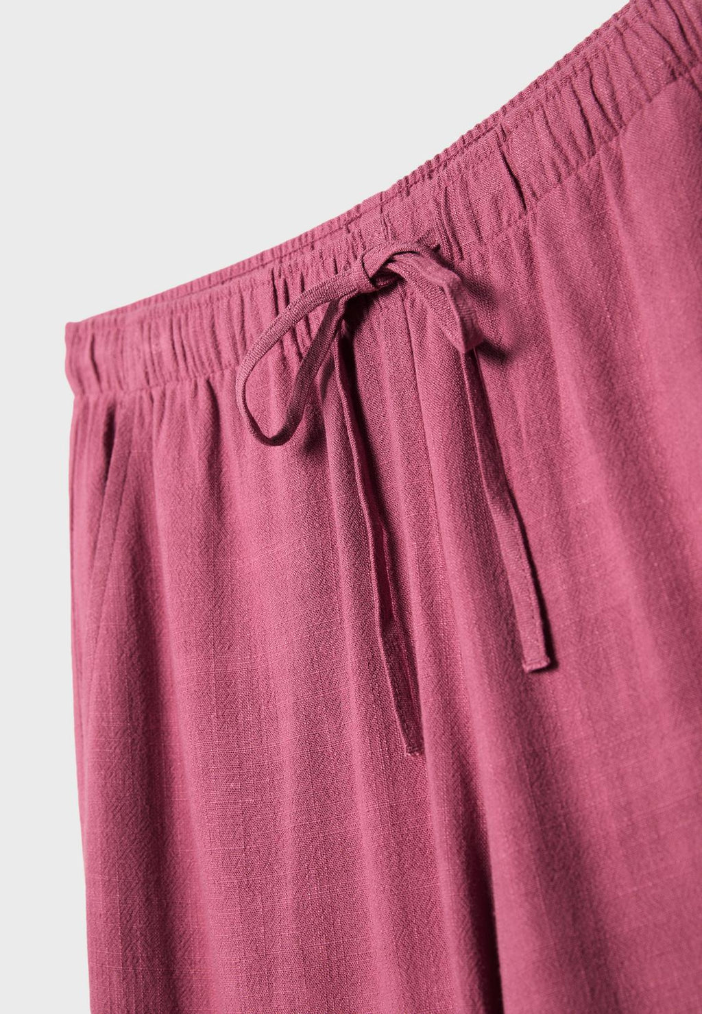 Flowing linen-effect trousers
