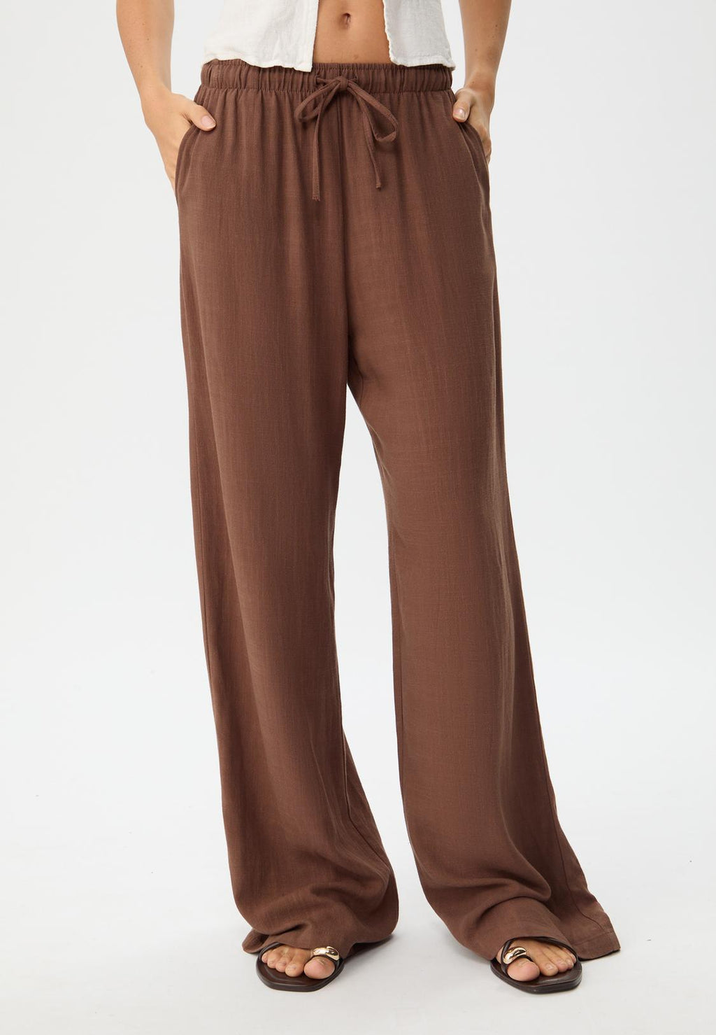 Flowing linen-effect trousers