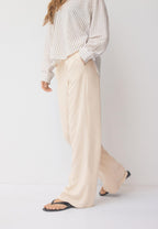 Flowing linen-effect trousers