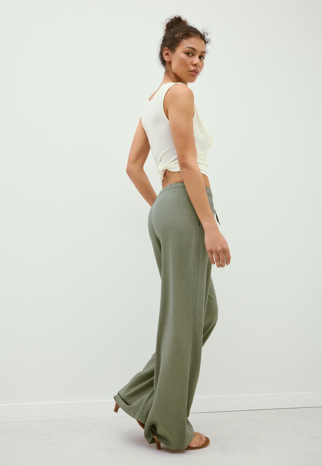 Flowing linen-effect trousers