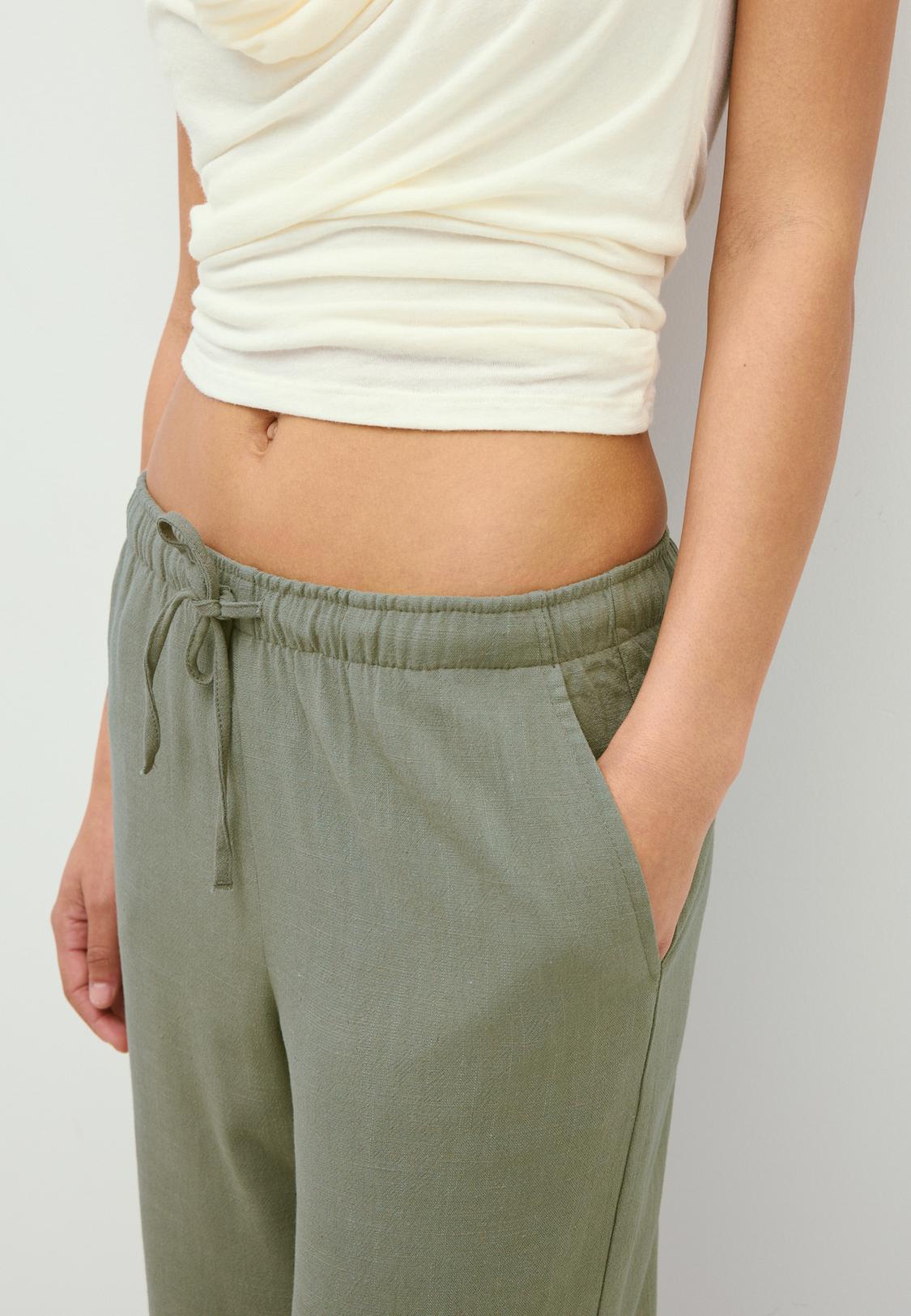 Flowing linen-effect trousers