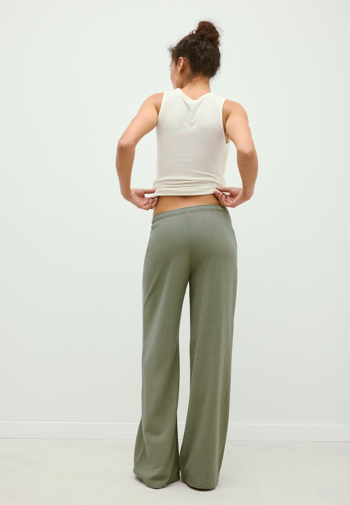 Flowing linen-effect trousers